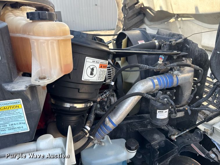 image for item EG5731 2013 Freightliner Business Class M2 Crew Cab flatbed truck