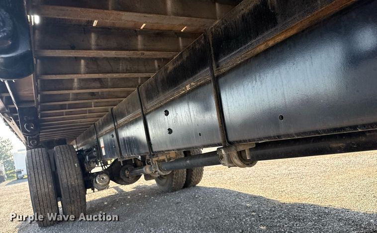 image for item EG5731 2013 Freightliner Business Class M2 Crew Cab flatbed truck