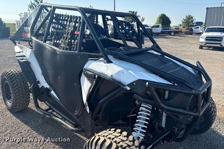 image for item EG6143 2015 Polaris Razor XP 1000 utility vehicle