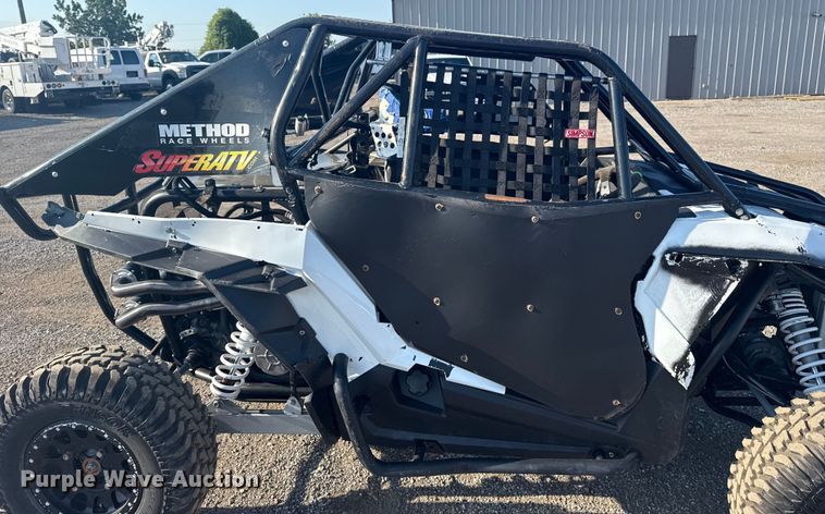 image for item EG6143 2015 Polaris Razor XP 1000 utility vehicle