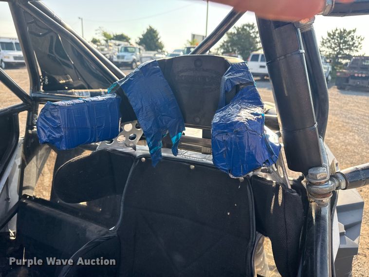 image for item EG6143 2015 Polaris Razor XP 1000 utility vehicle