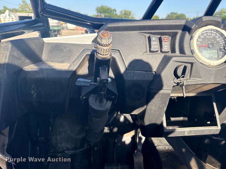 image for item EG6143 2015 Polaris Razor XP 1000 utility vehicle