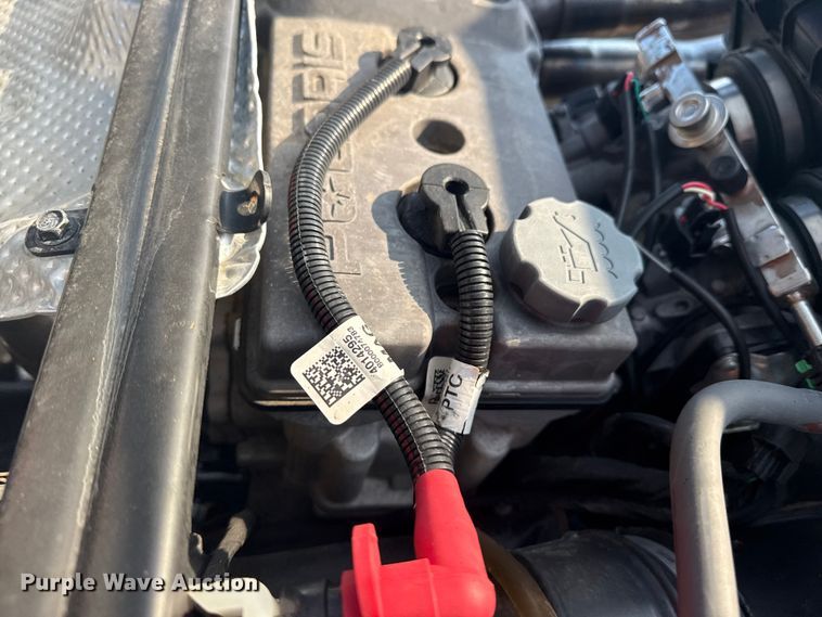 image for item EG6143 2015 Polaris Razor XP 1000 utility vehicle