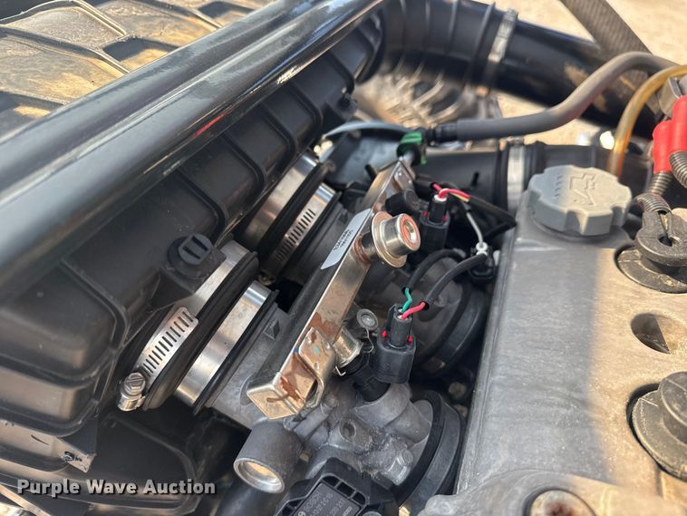 image for item EG6143 2015 Polaris Razor XP 1000 utility vehicle