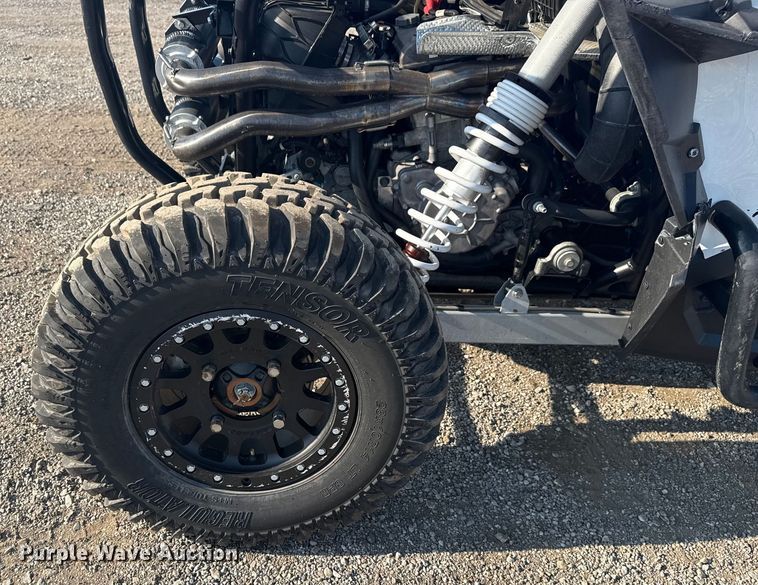 image for item EG6143 2015 Polaris Razor XP 1000 utility vehicle