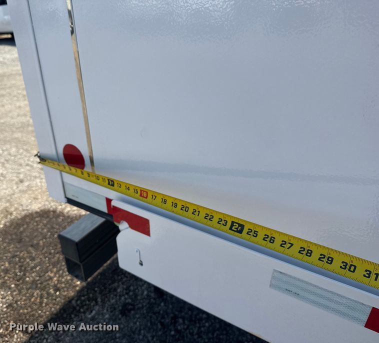 image for item EG6152 2021 Ford E450 Super Duty delivery truck