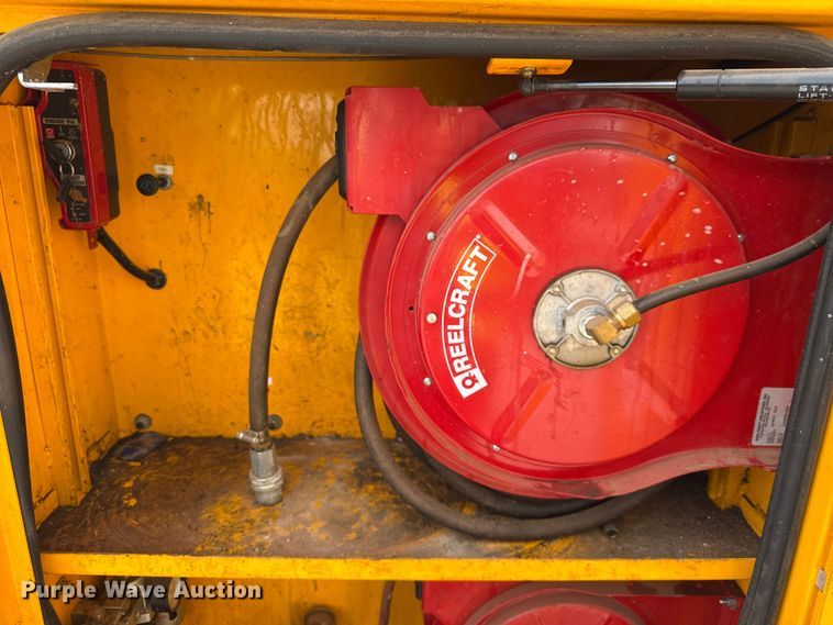 image for item EJ4789 2022 Ford F350 Super Duty utility bed pickup truck