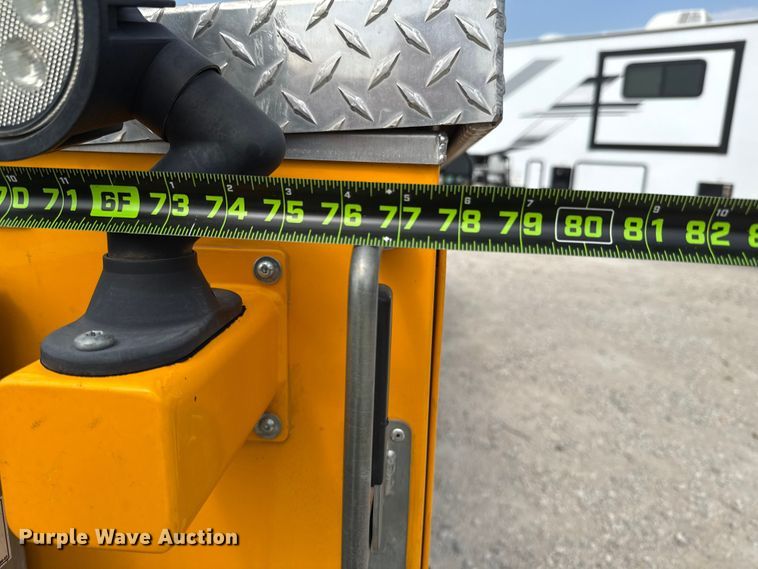 image for item EJ4789 2022 Ford F350 Super Duty utility bed pickup truck