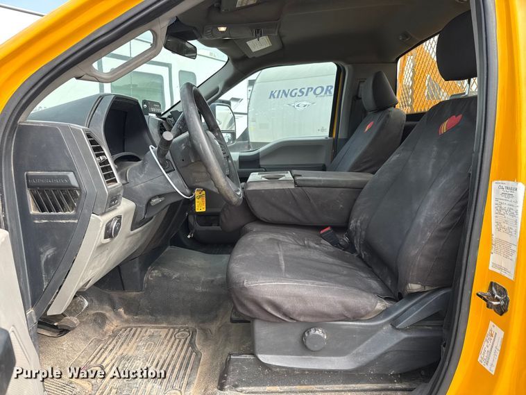 image for item EJ4789 2022 Ford F350 Super Duty utility bed pickup truck