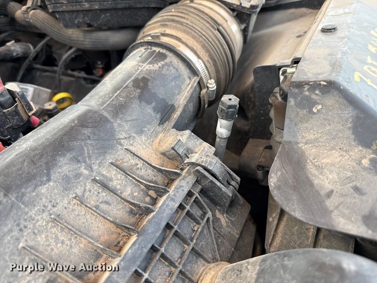 image for item EJ4789 2022 Ford F350 Super Duty utility bed pickup truck