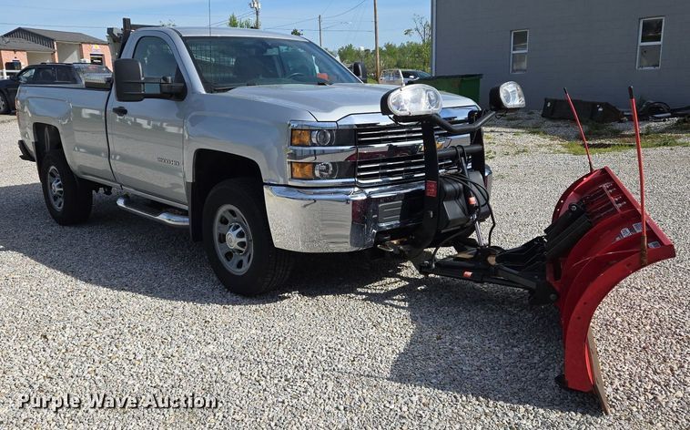 image for item EJ7510 2015 Chevrolet Silverado 2500HD pickup truck