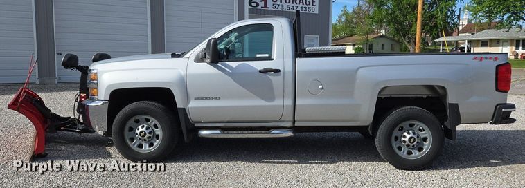 image for item EJ7510 2015 Chevrolet Silverado 2500HD pickup truck