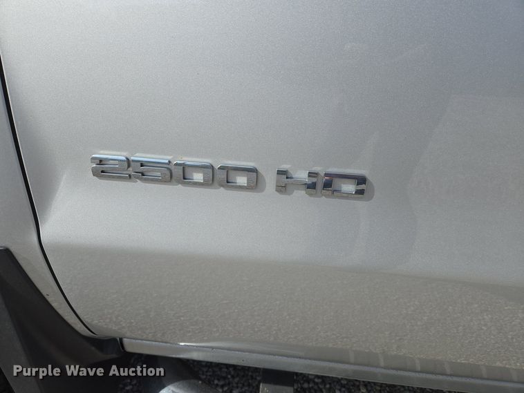 image for item EJ7510 2015 Chevrolet Silverado 2500HD pickup truck