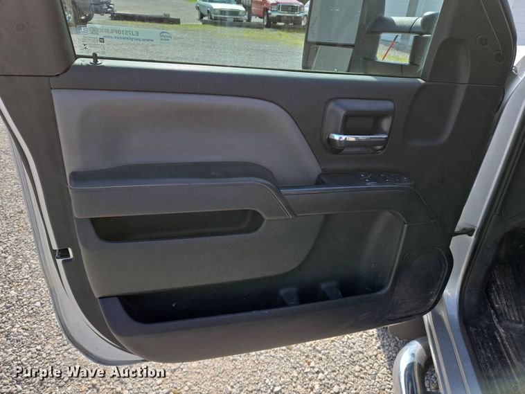 image for item EJ7510 2015 Chevrolet Silverado 2500HD pickup truck