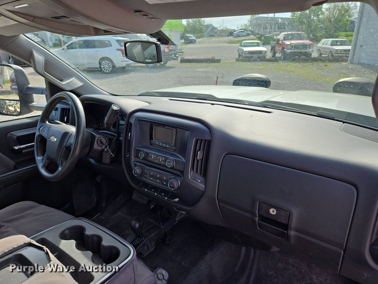 image for item EJ7510 2015 Chevrolet Silverado 2500HD pickup truck