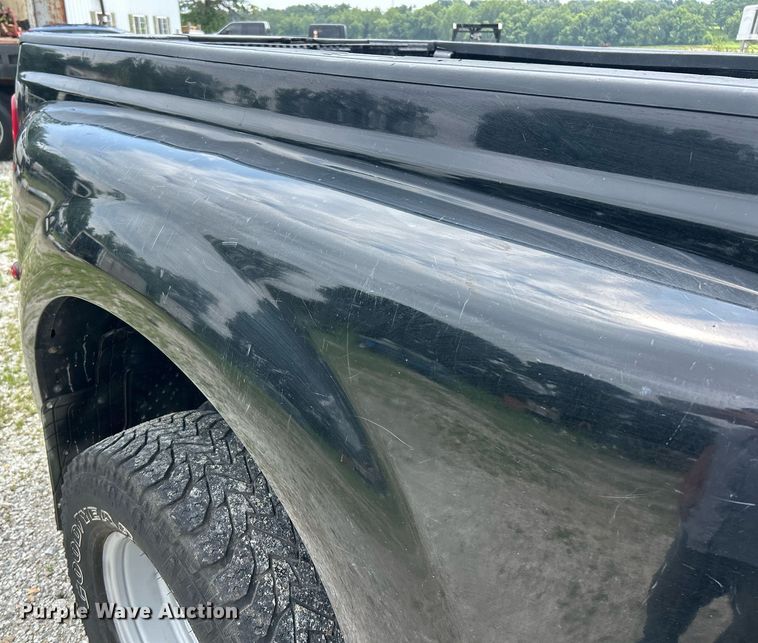 image for item EK8370 2009 Ford F350 Super Duty Crew Cab pickup truck