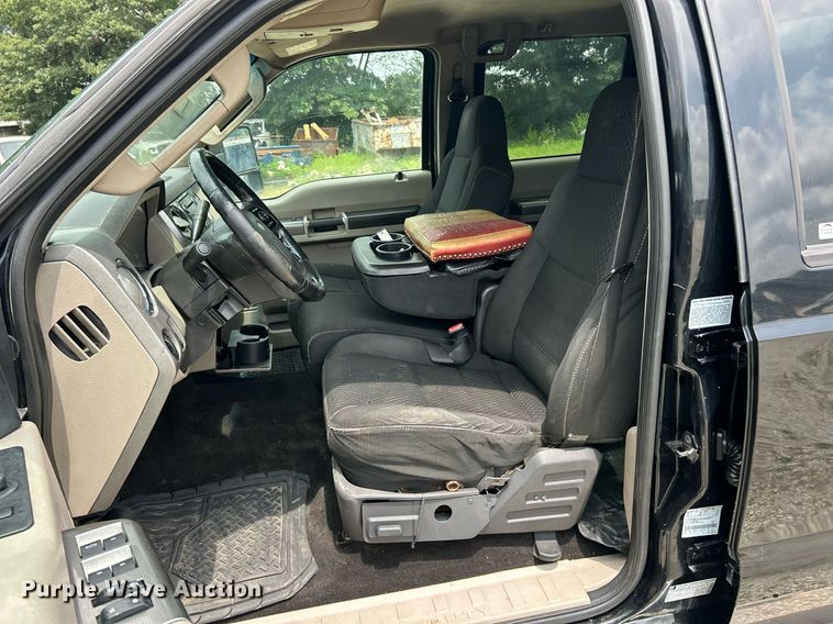 image for item EK8370 2009 Ford F350 Super Duty Crew Cab pickup truck