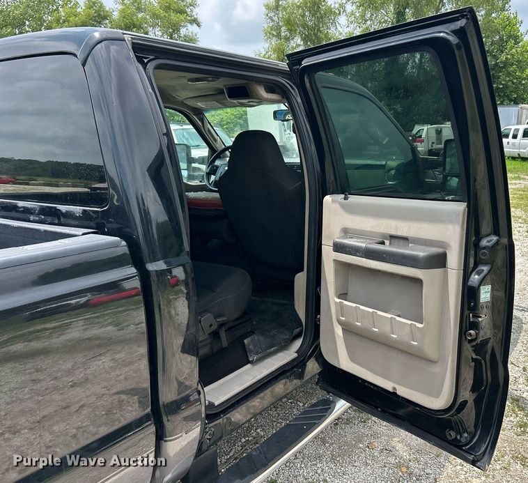 image for item EK8370 2009 Ford F350 Super Duty Crew Cab pickup truck