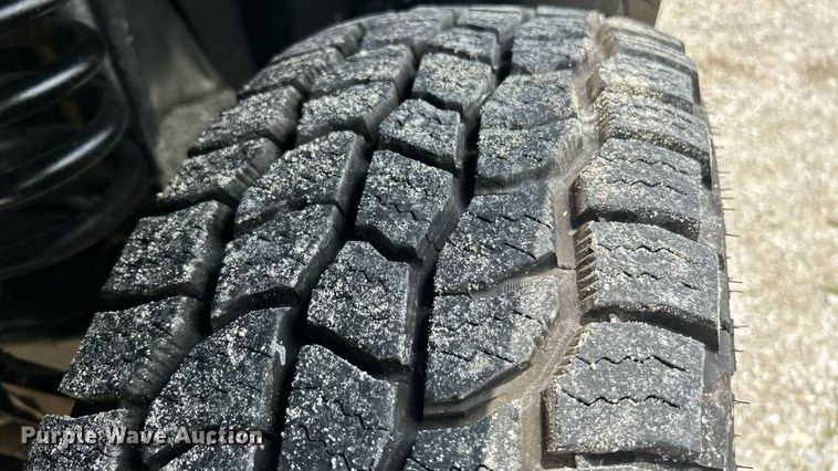 image for item EK8370 2009 Ford F350 Super Duty Crew Cab pickup truck