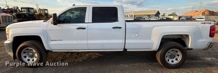 image for item EL6095 2016 Chevrolet Silverado 3500HD Crew Cab pickup truck