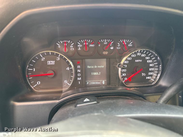 image for item EL6095 2016 Chevrolet Silverado 3500HD Crew Cab pickup truck