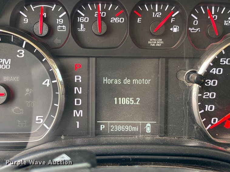 image for item EL6095 2016 Chevrolet Silverado 3500HD Crew Cab pickup truck