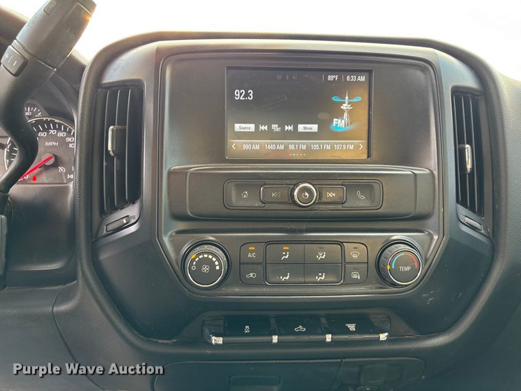 image for item EL6095 2016 Chevrolet Silverado 3500HD Crew Cab pickup truck