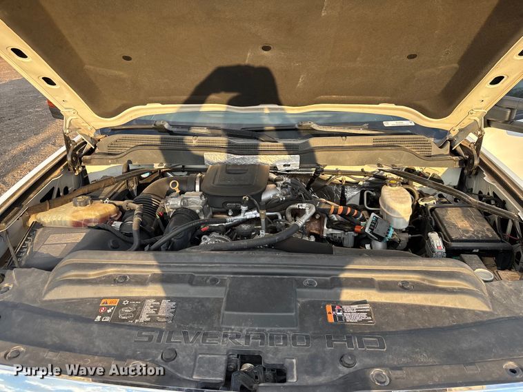 image for item EL6095 2016 Chevrolet Silverado 3500HD Crew Cab pickup truck