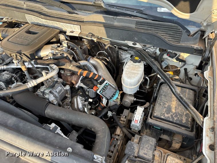 image for item EL6095 2016 Chevrolet Silverado 3500HD Crew Cab pickup truck