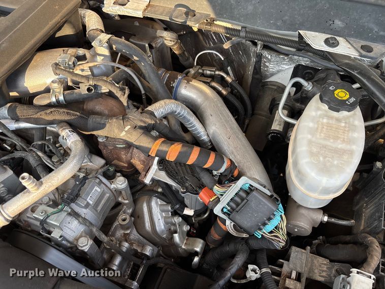 image for item EL6095 2016 Chevrolet Silverado 3500HD Crew Cab pickup truck