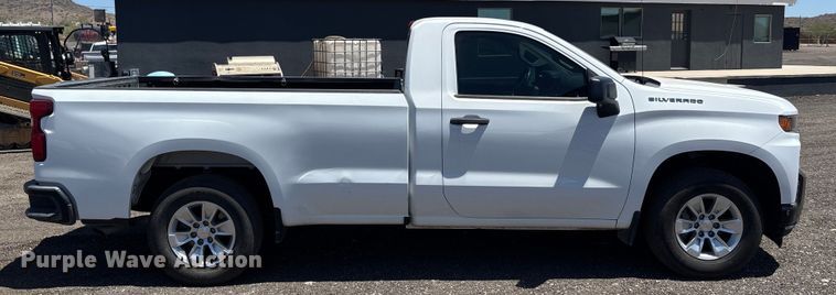 image for item EL6096 2019 Chevrolet Silverado 1500 pickup truck