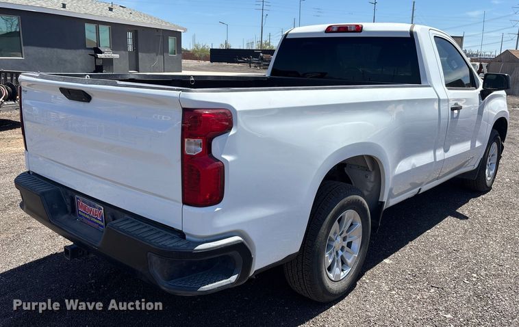 image for item EL6096 2019 Chevrolet Silverado 1500 pickup truck