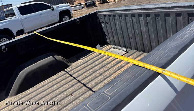 image for item EL6096 2019 Chevrolet Silverado 1500 pickup truck