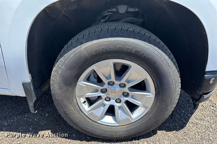 image for item EL6096 2019 Chevrolet Silverado 1500 pickup truck