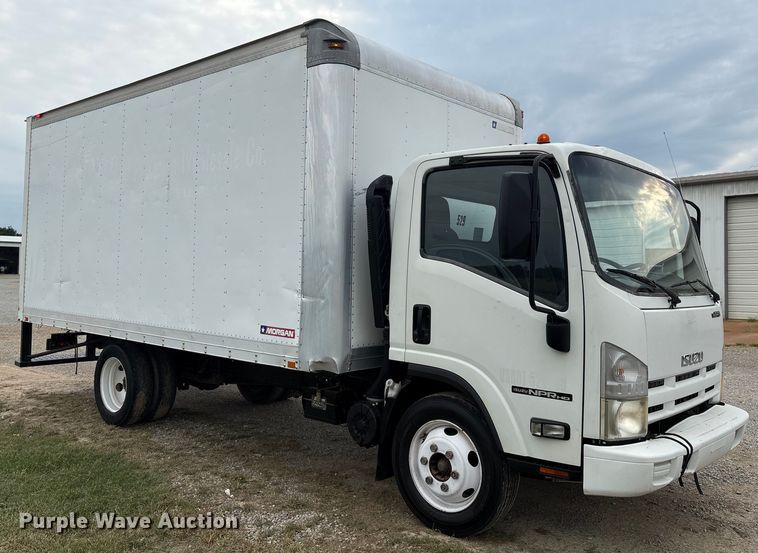 image for item EM0589 2015 Isuzu NPRHD box truck