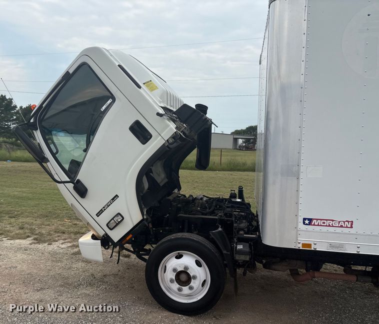 image for item EM0589 2015 Isuzu NPRHD box truck