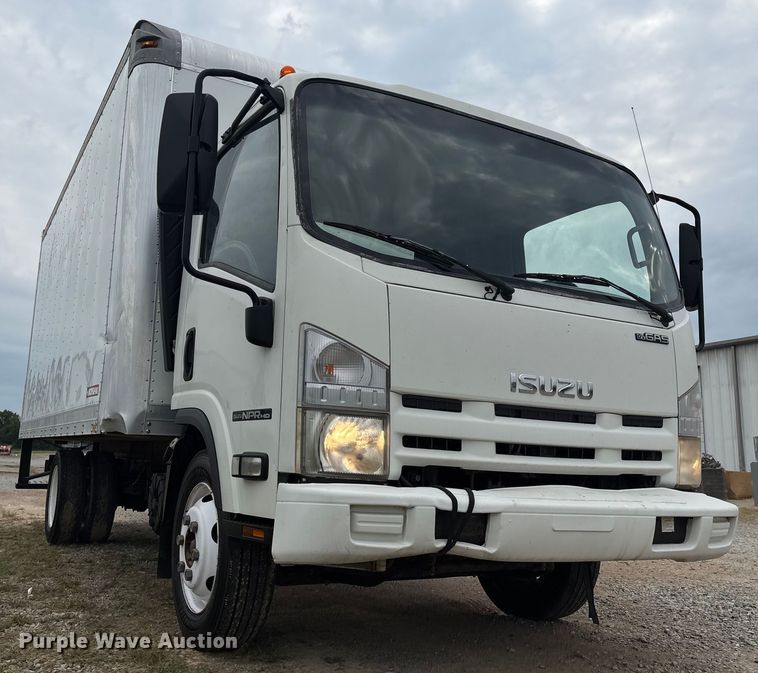 image for item EM0589 2015 Isuzu NPRHD box truck