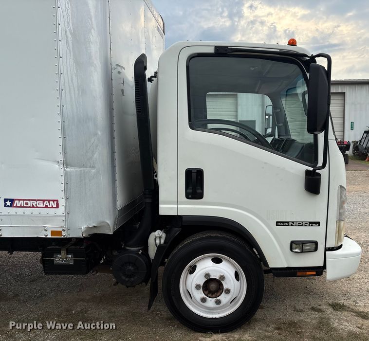 image for item EM0589 2015 Isuzu NPRHD box truck