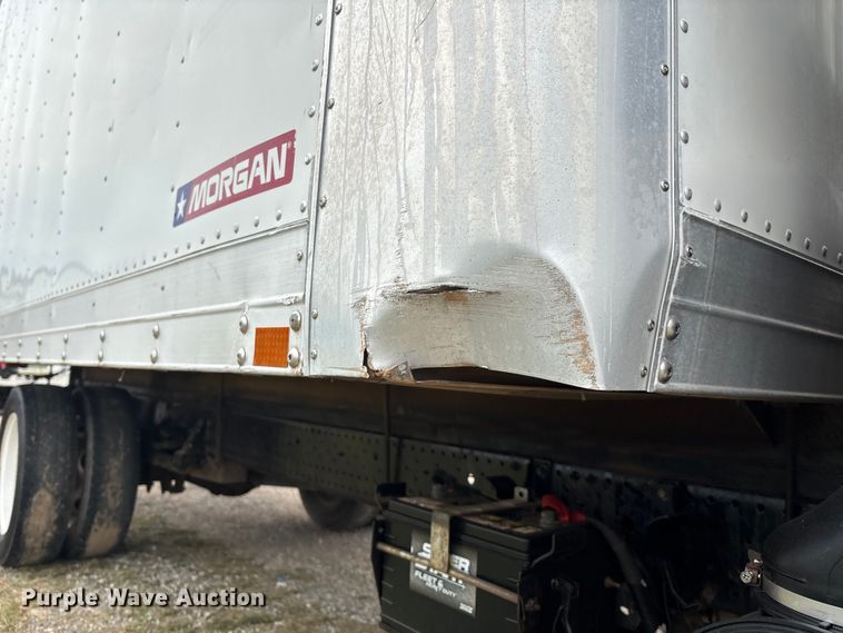 image for item EM0589 2015 Isuzu NPRHD box truck