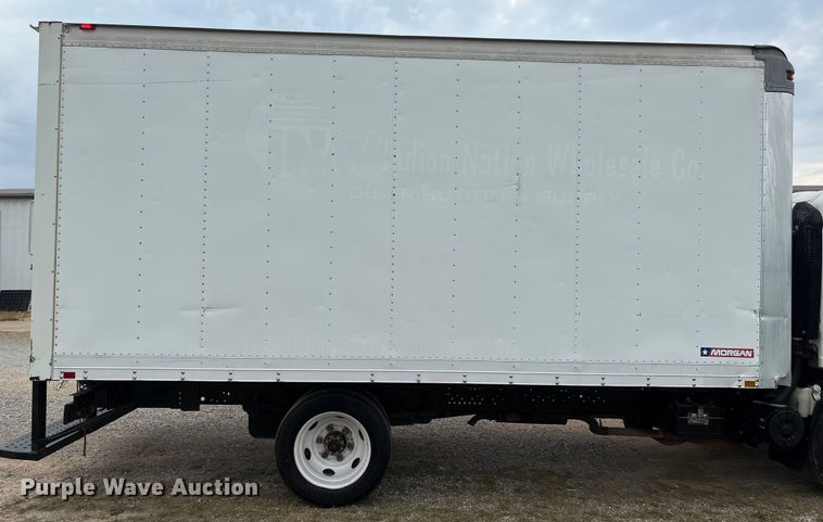 image for item EM0589 2015 Isuzu NPRHD box truck