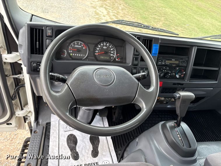 image for item EM0589 2015 Isuzu NPRHD box truck