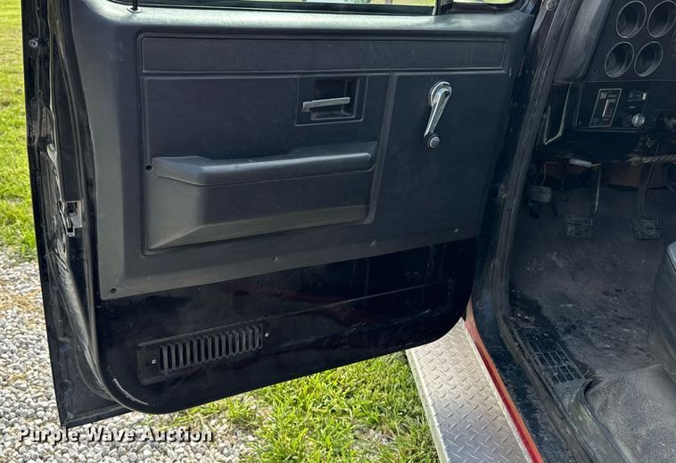 image for item EM2158 1982 Chevrolet K30 Custom Deluxe brush fire truck