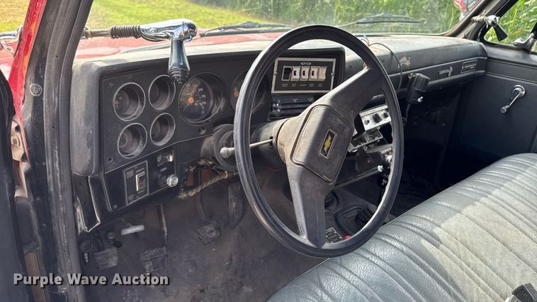 image for item EM2158 1982 Chevrolet K30 Custom Deluxe brush fire truck