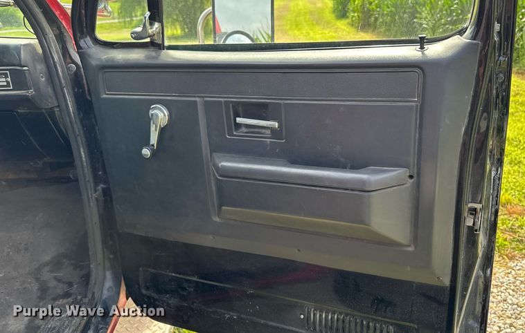 image for item EM2158 1982 Chevrolet K30 Custom Deluxe brush fire truck