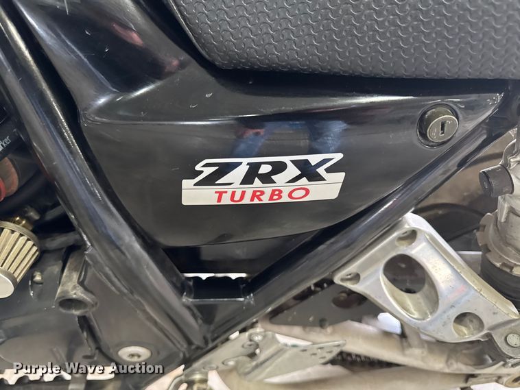 image for item EM2296 2000 Kawasaki Zrx 1100 motorcycle