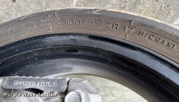 image for item EM2296 2000 Kawasaki Zrx 1100 motorcycle