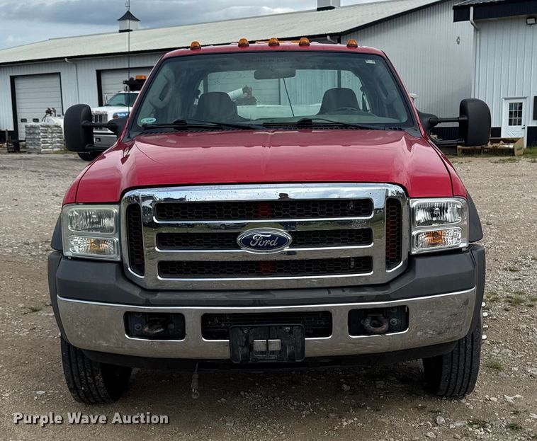 image for item EM2297 2005 Ford F550 utility / service truck