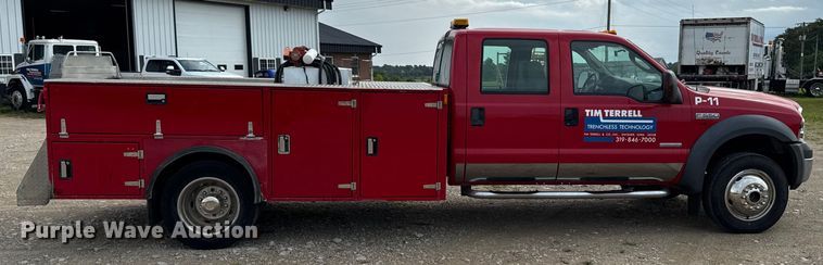 image for item EM2297 2005 Ford F550 utility / service truck