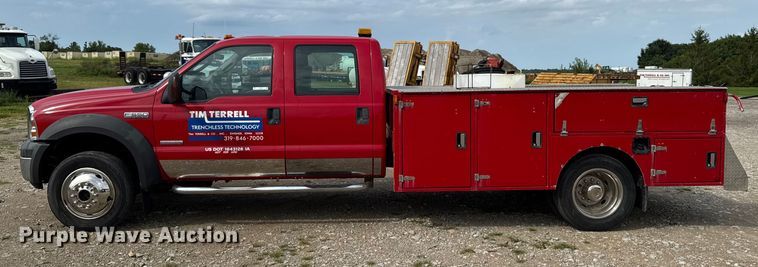 image for item EM2297 2005 Ford F550 utility / service truck