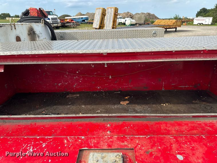 image for item EM2297 2005 Ford F550 utility / service truck